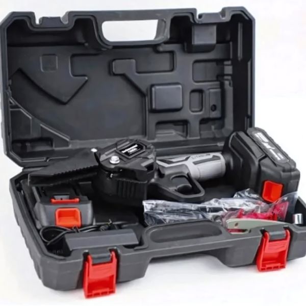 Акумуляторна міні-пила 6" для обрізки дерев Mini Electric Chainsaw Black з 2 АКБ 00000016 фото